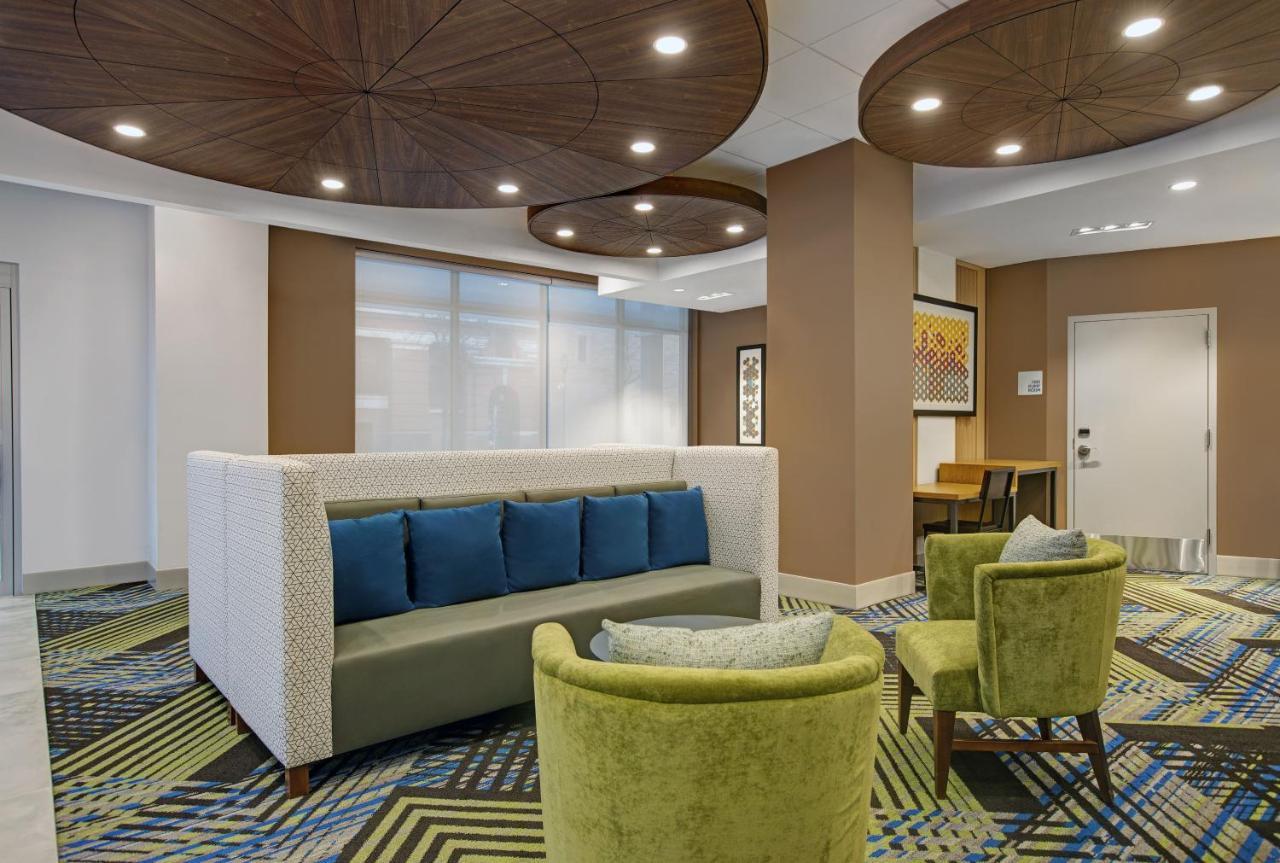 Holiday Inn Express - Milwaukee Downtown By Ihg Exterior foto