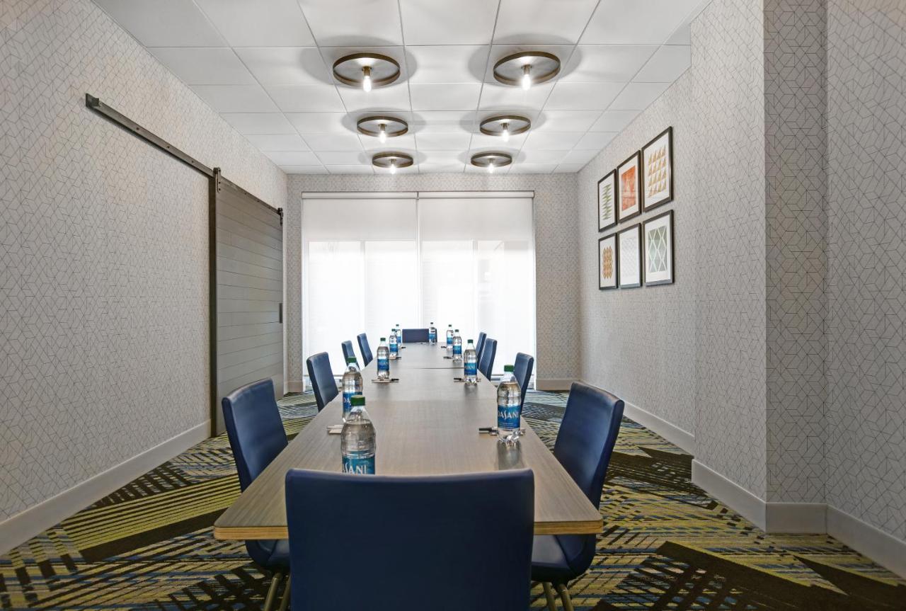 Holiday Inn Express - Milwaukee Downtown By Ihg Exterior foto